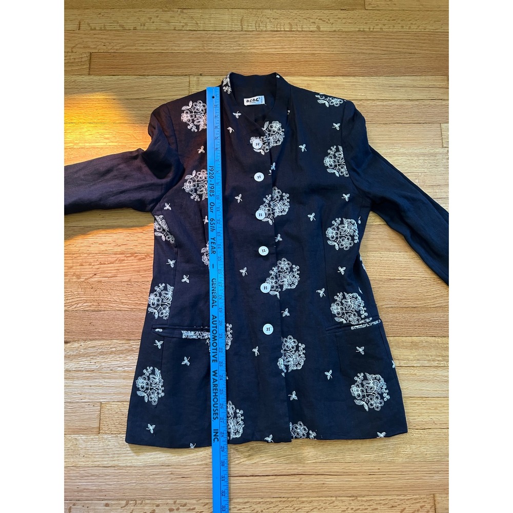 BCBG Paris Vintage Black 100% Linen Floral Embroidered Blazer Jacket Size 10 - Picture 8 of 11